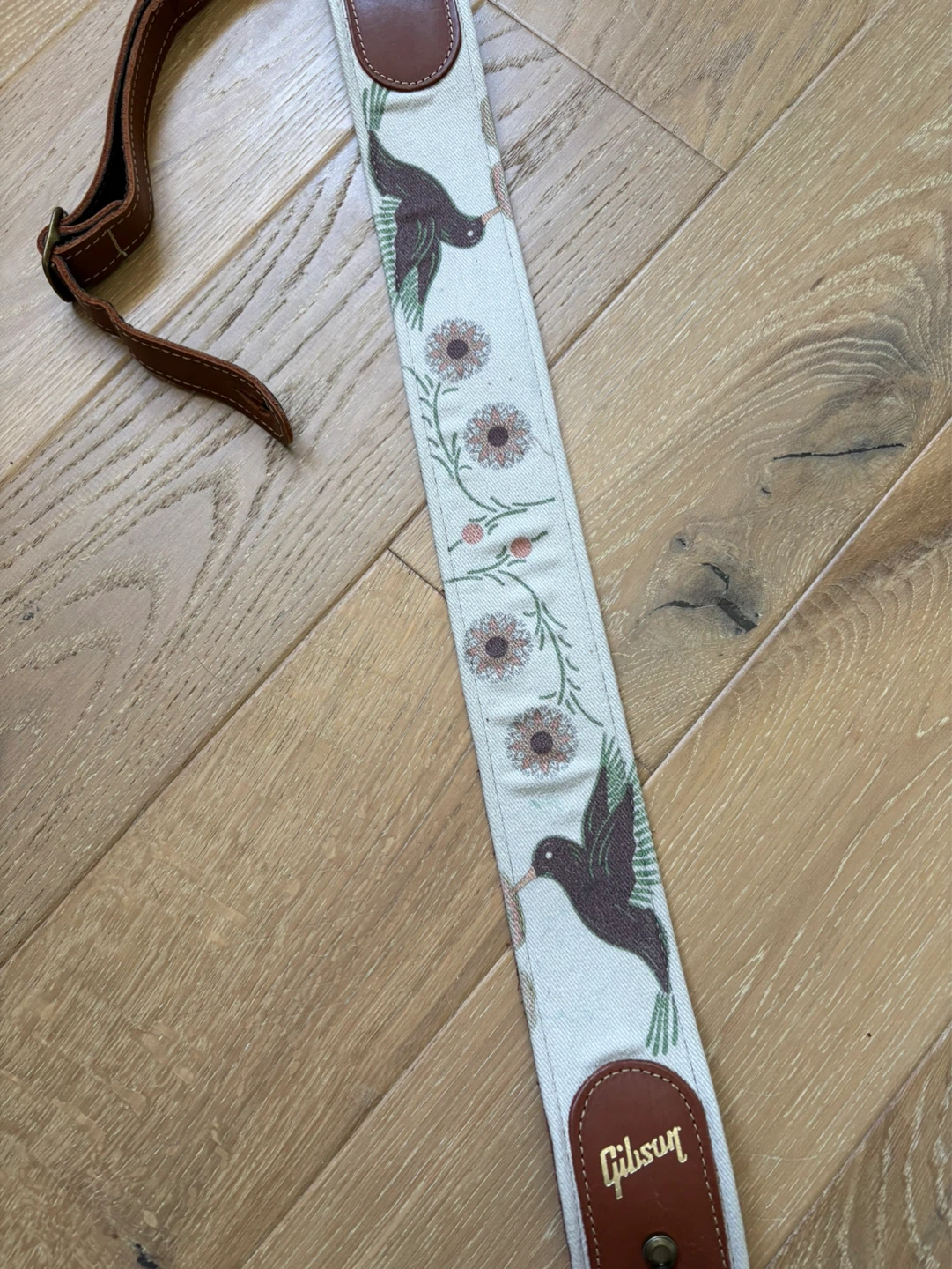 Gibson Leather Guitar Strap - Bird & Floral Pattern - photo 4