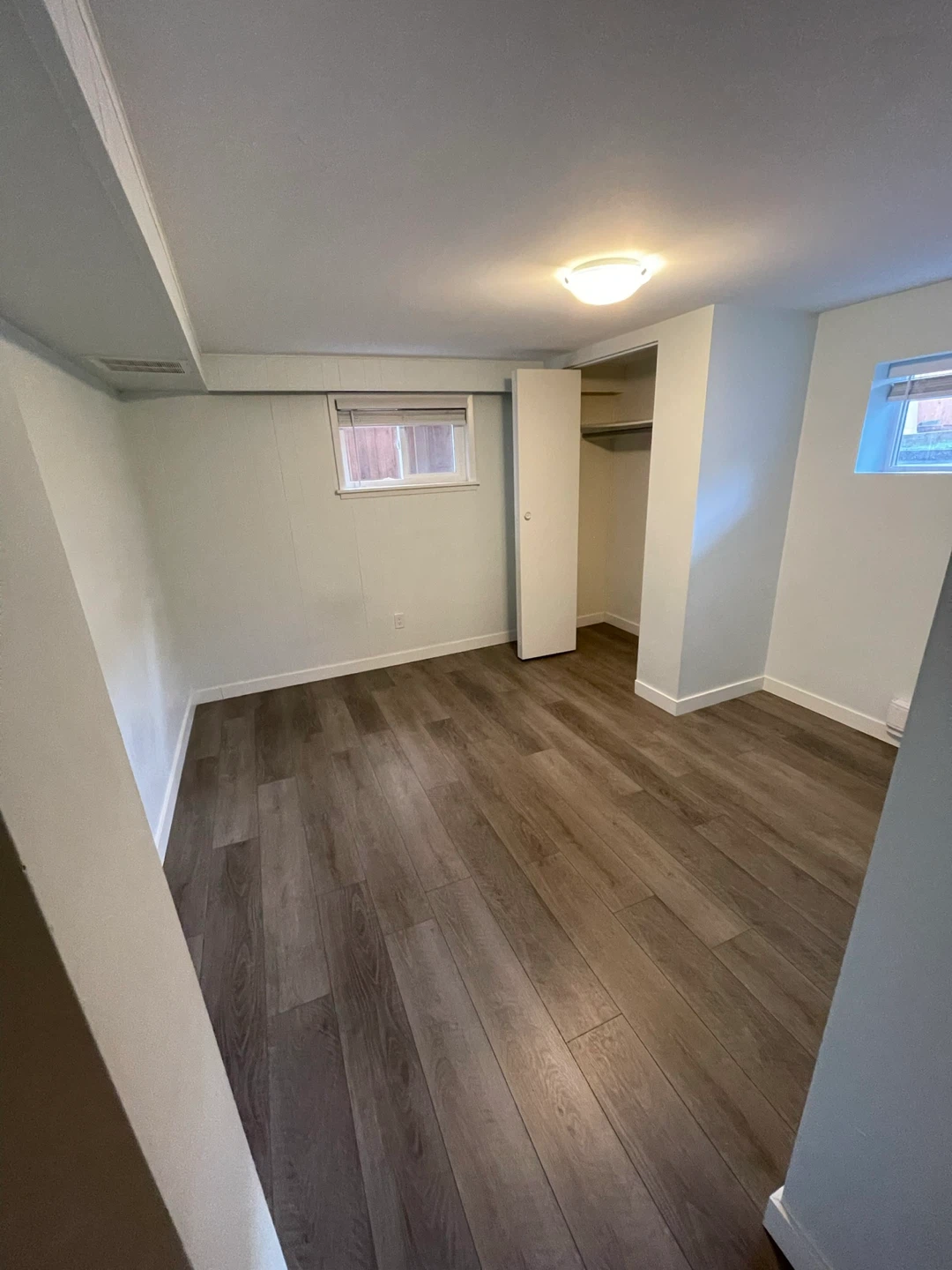 $1,400 / 1br - 1 bedroom basement (Vancouver) - photo 3