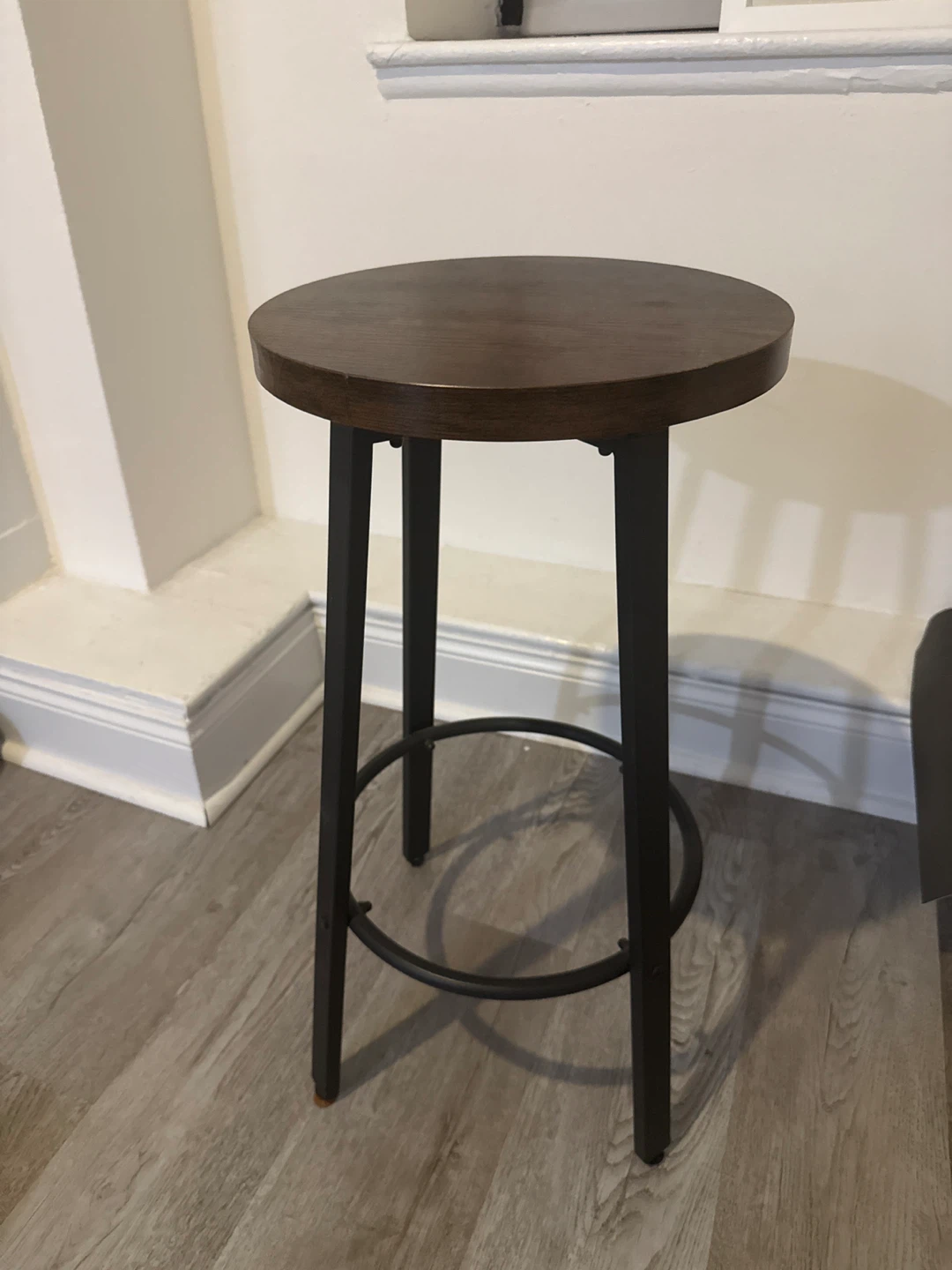 Round Top Bar Stool (i have two)