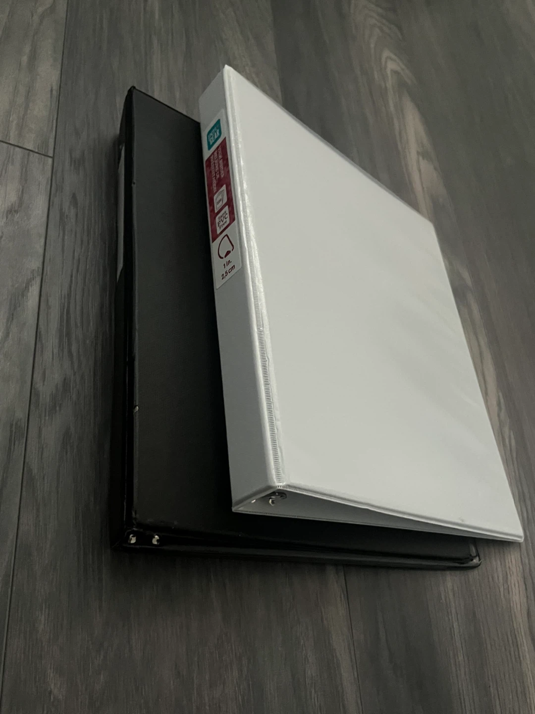Black & White Binders