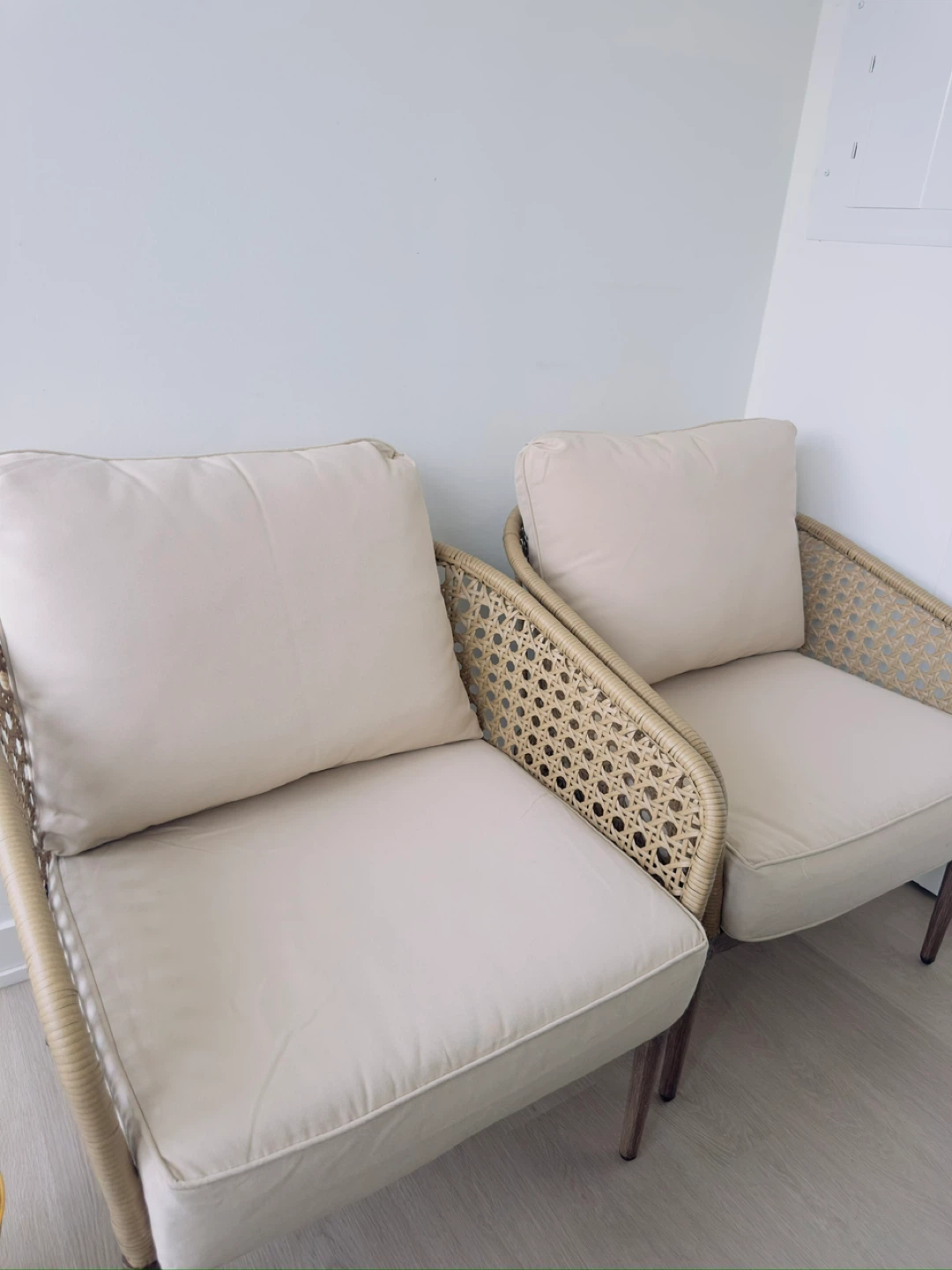 Set 2-Rattan Accent Chair with Cream Cushions - photo 3