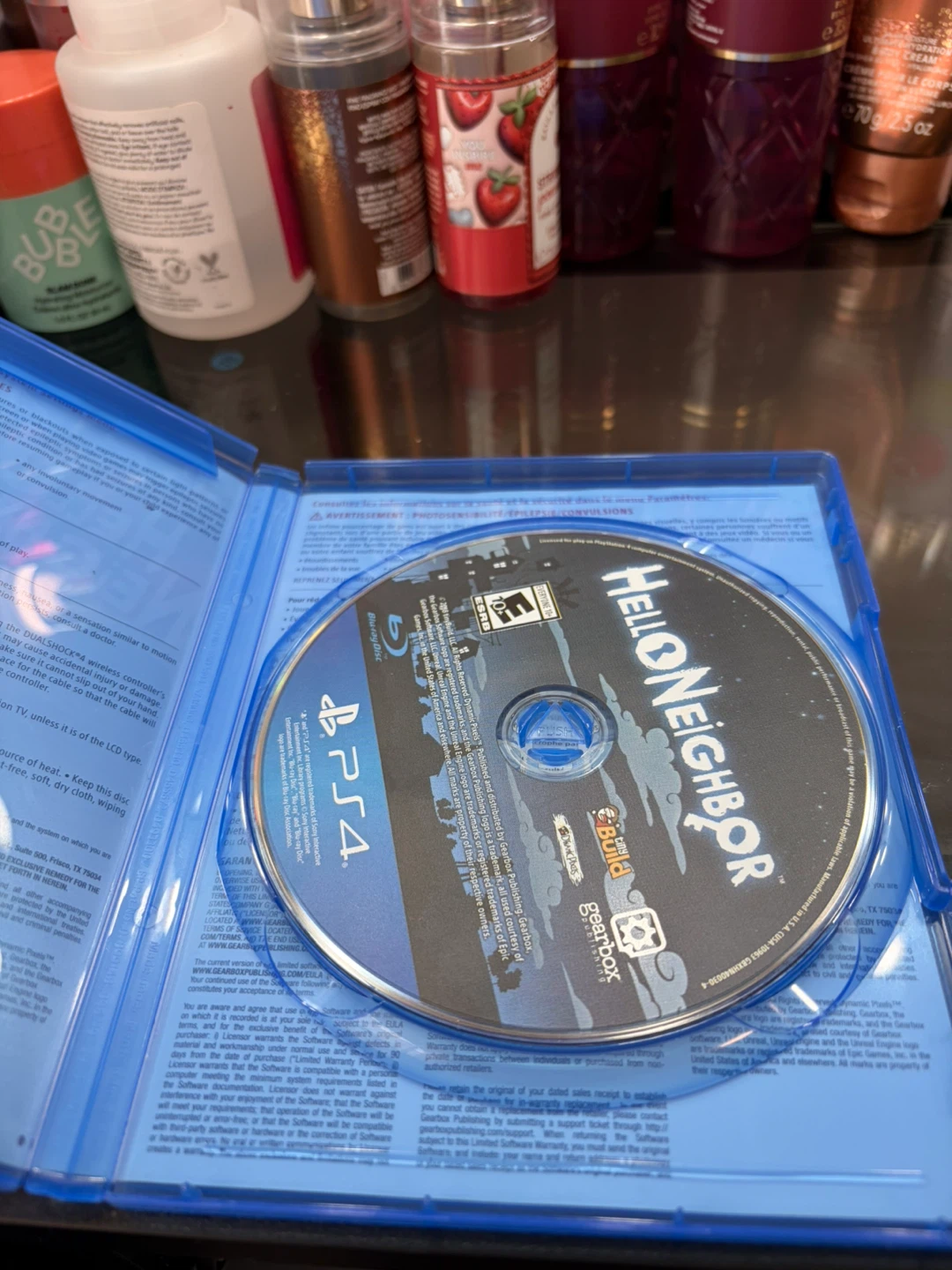 Hello neighbour ps4 game - photo 2
