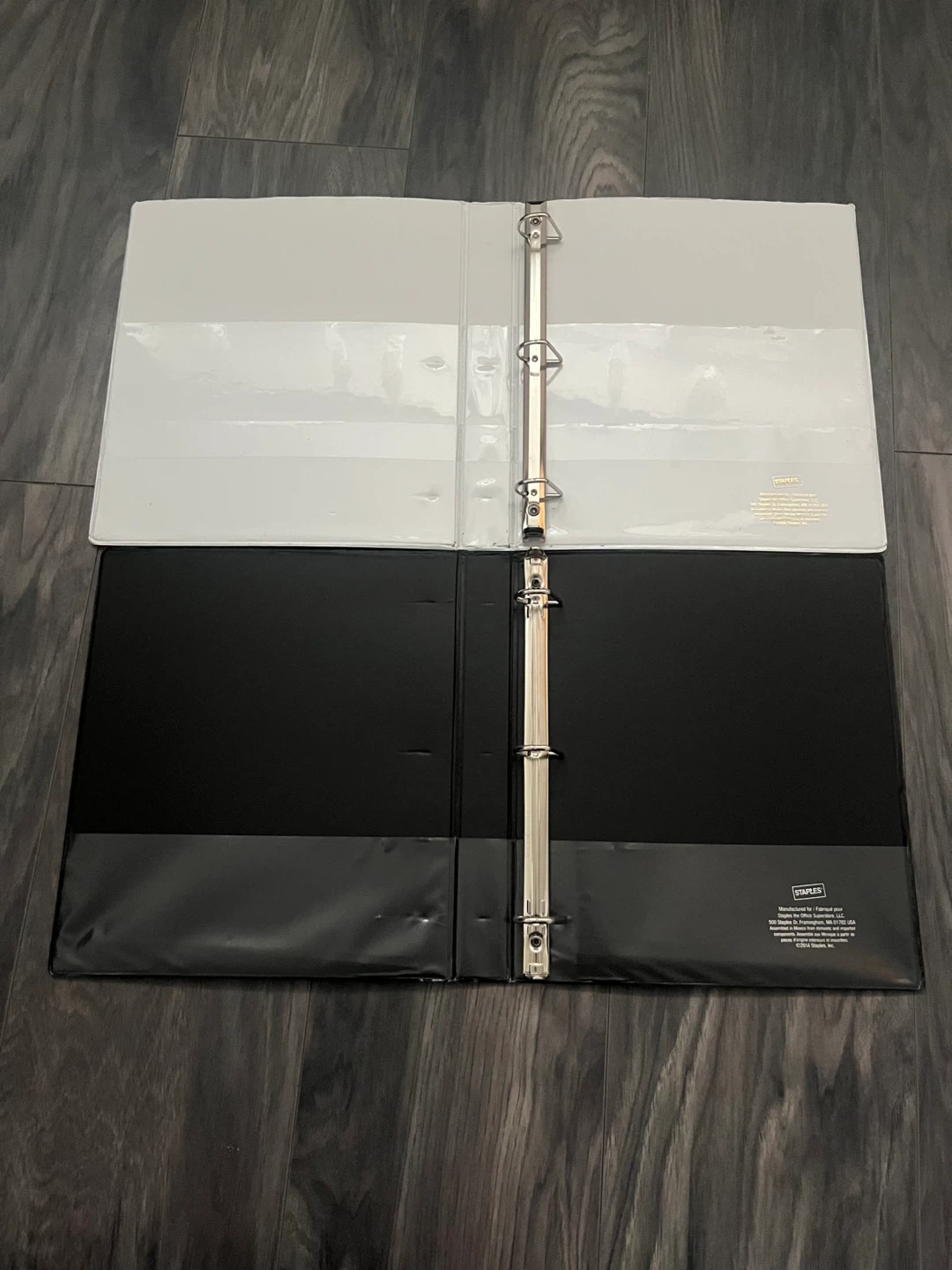 White & Black Binders - photo 3