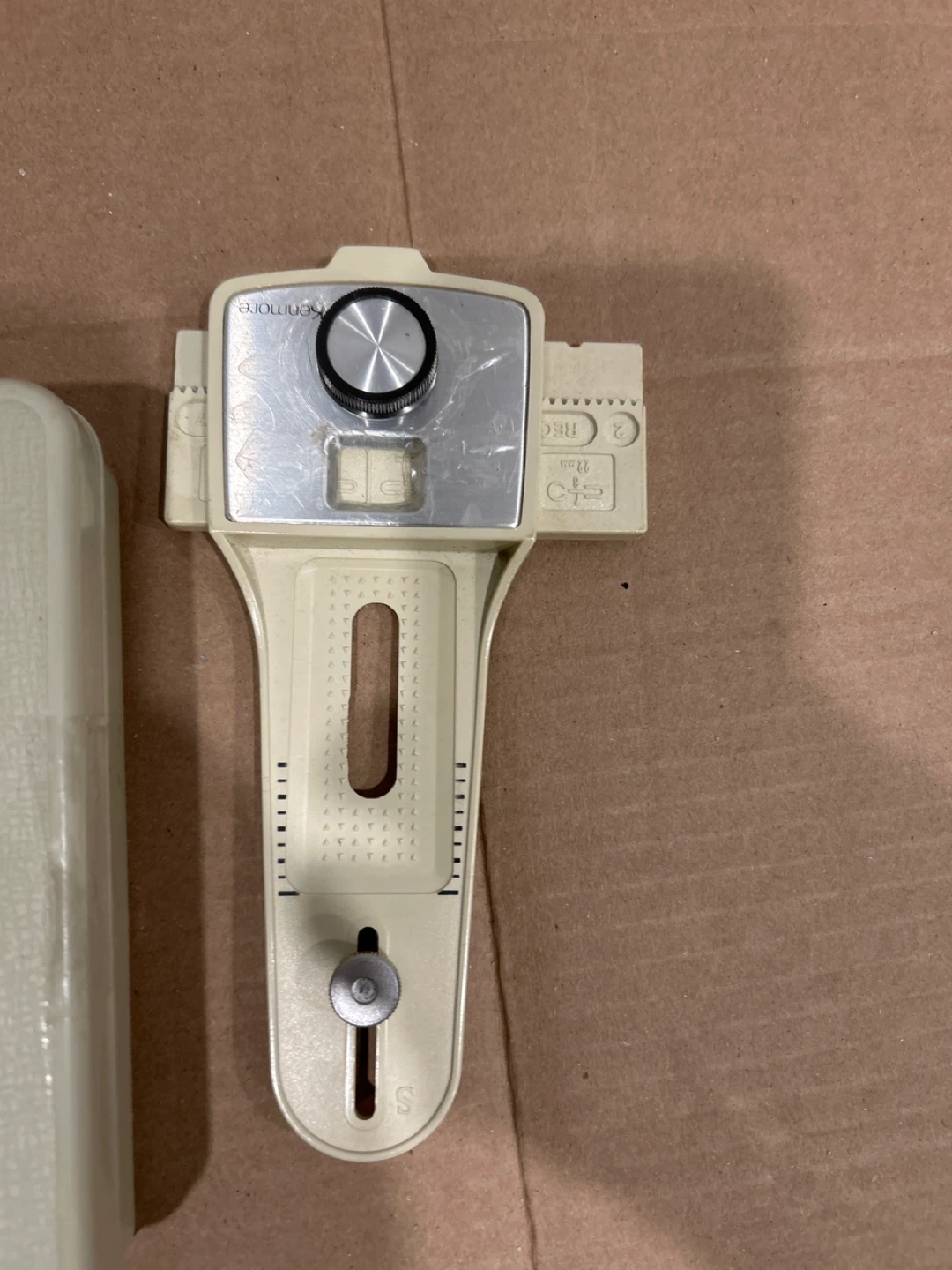 Kenmore Zig Zag Sewing Machine Attachment Model 1760 - photo 2