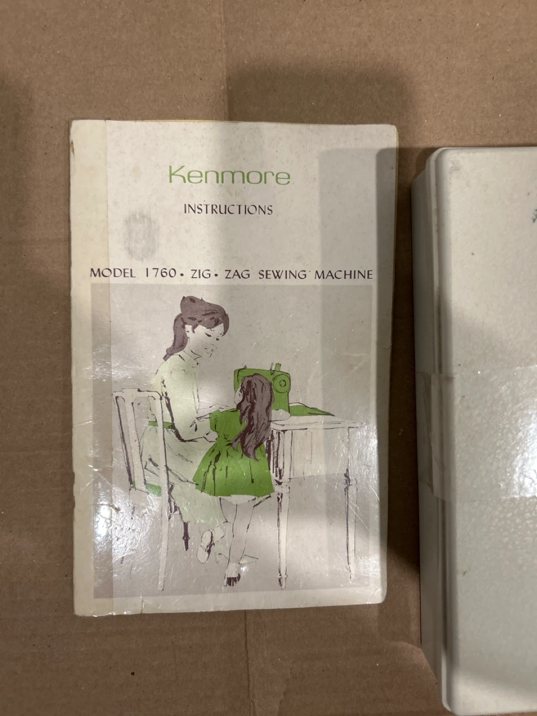 Kenmore Zig Zag Sewing Machine Attachment Model 1760 - photo 5
