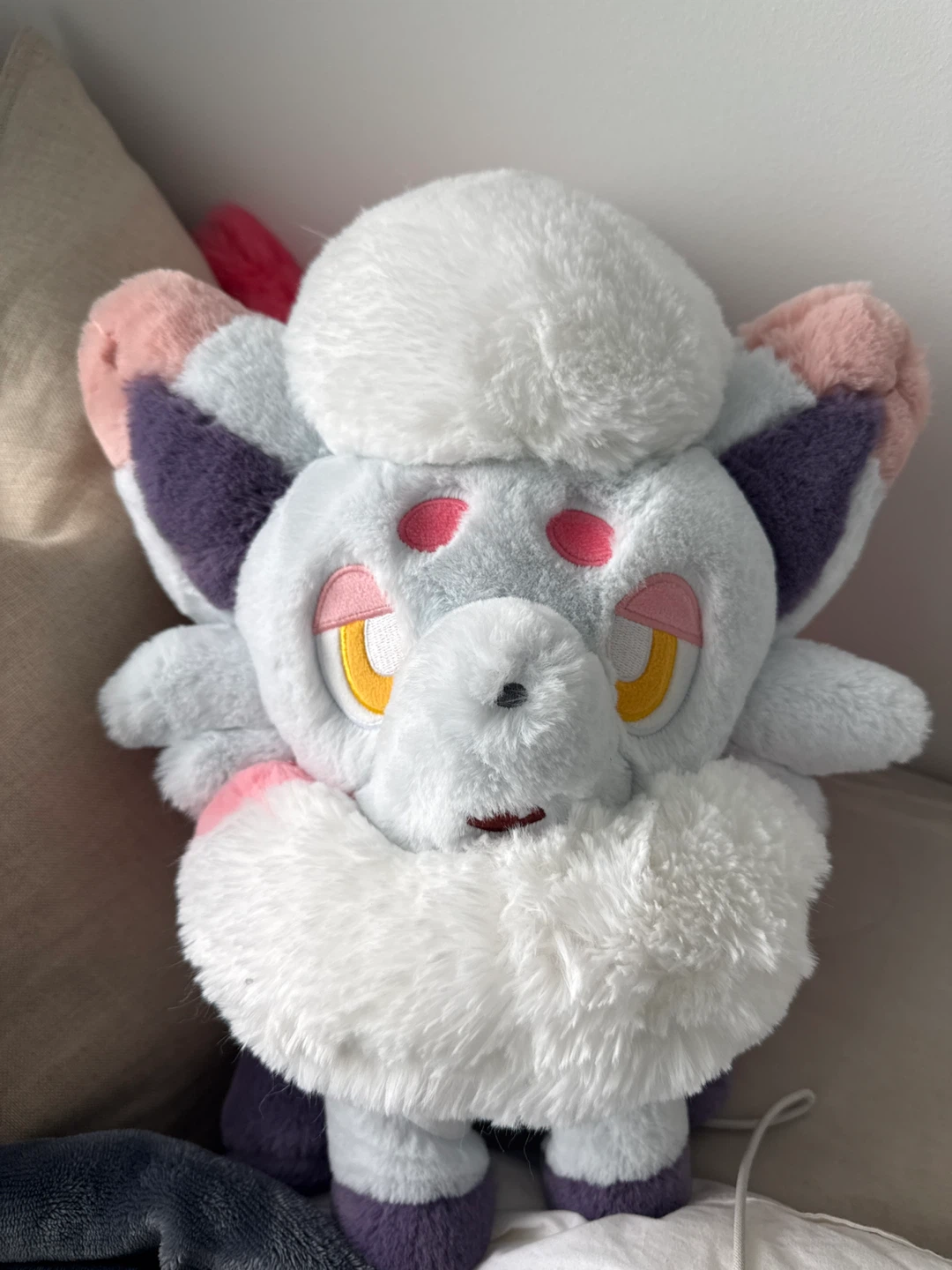 pokemon hisuian zorua comfy friends