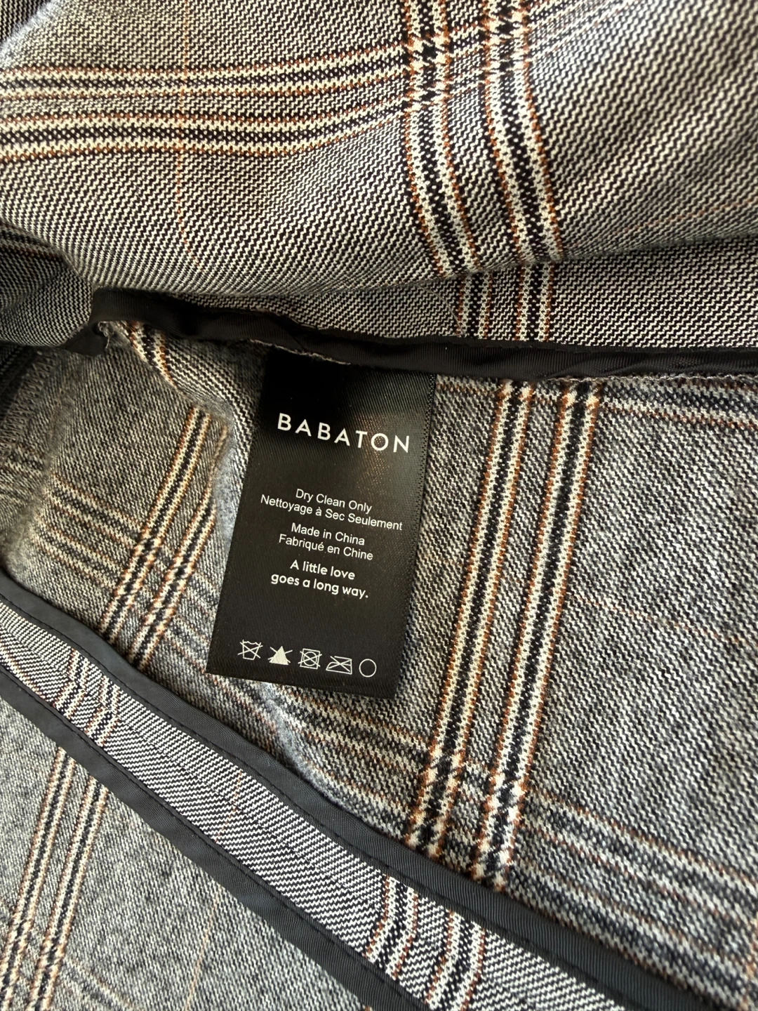 Aritzia Babaton Power Hip Grey Plaid Blazer - photo 5