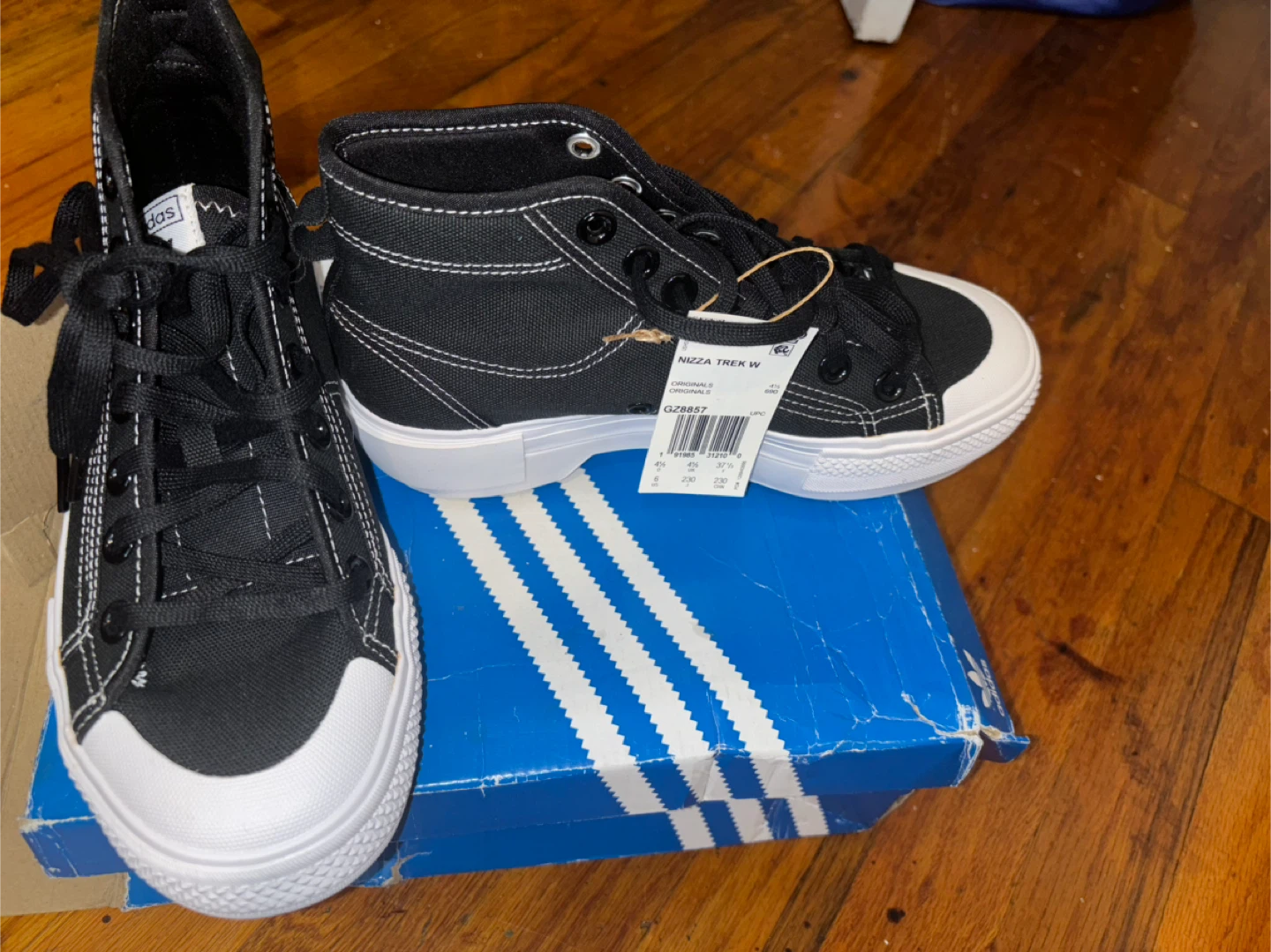 Adidas Nizza Trek W Sneakers Black & White