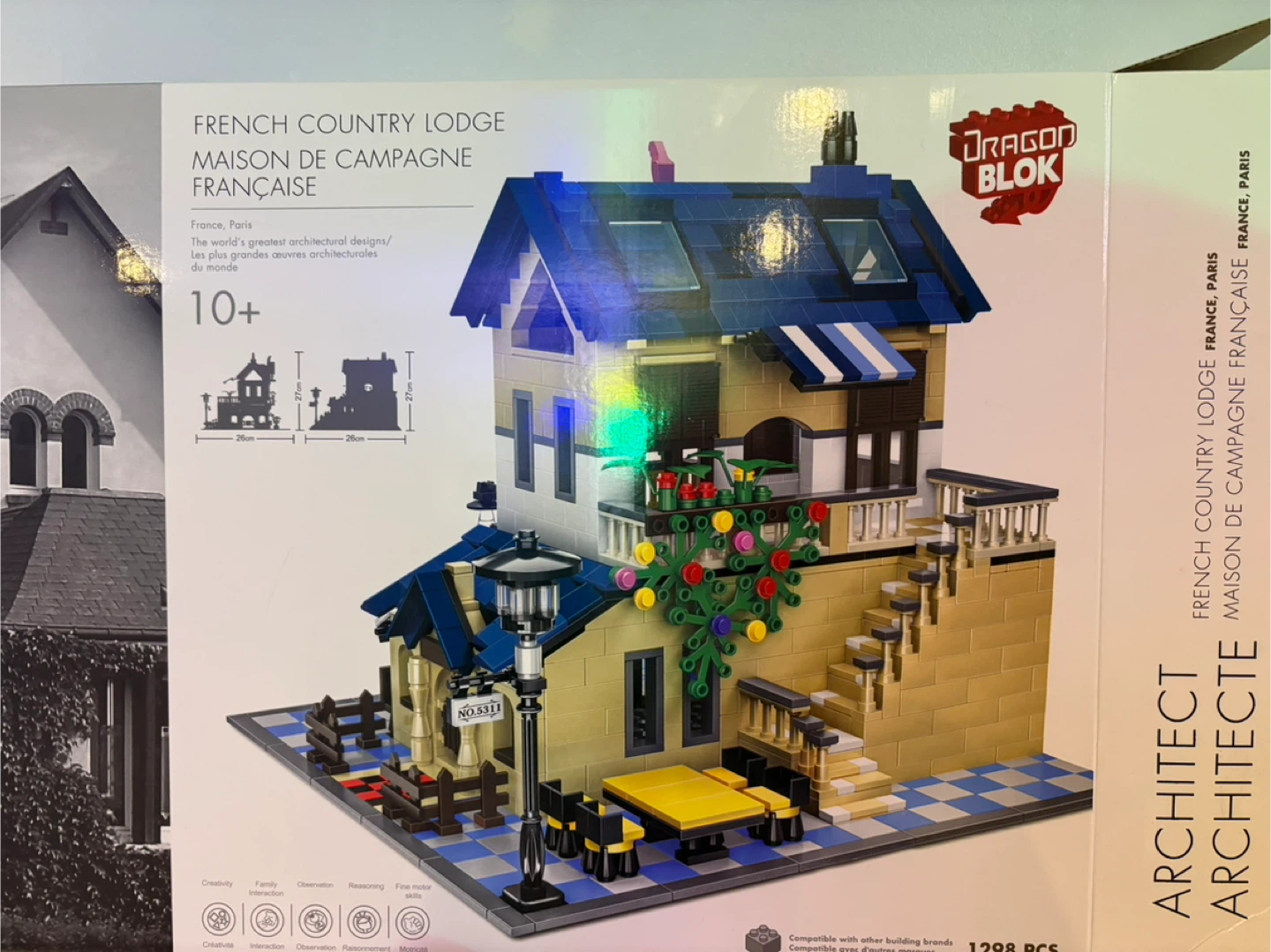 Dragon Blok French Country Lodge Building Set