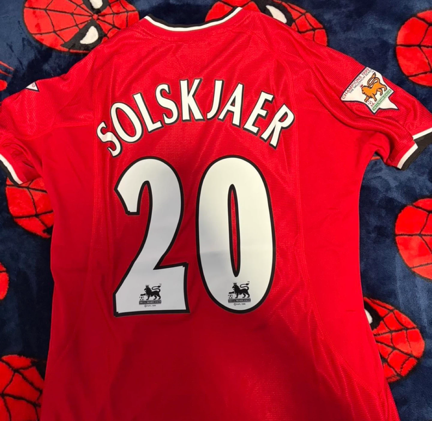 Manchester United Solskjaer #20 Vodafone Football Shirt - photo 2