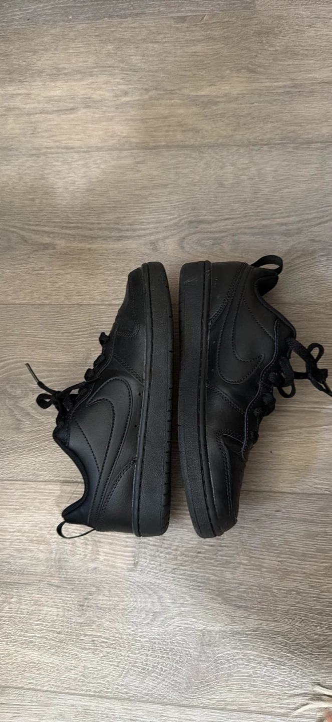 Nike Black Sneakers - photo 2
