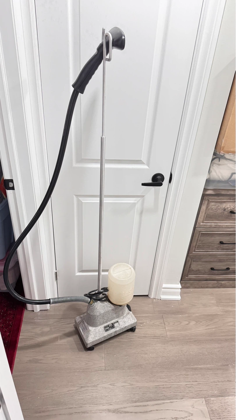 JiffySteamer Garment Steamer Model J-2