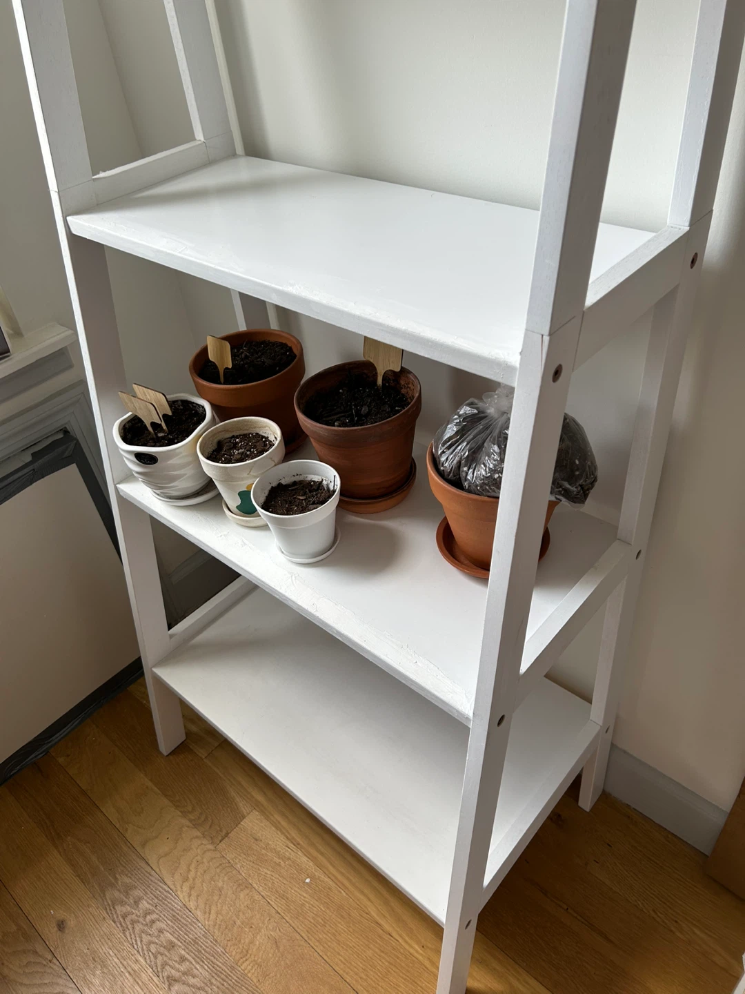 White 5-Tier Ladder Bookshelf - photo 3