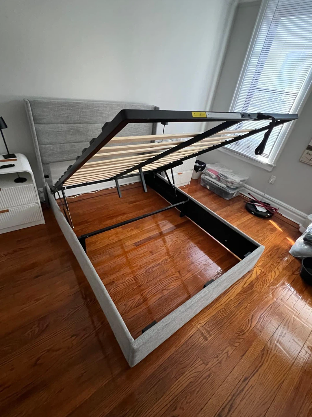 Full-size bed in excellent condition with storage