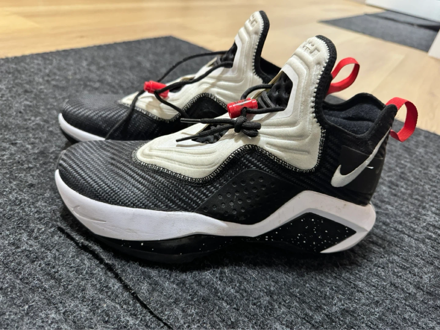 Nike Air Zoom G.T. Cut 2 Men's Basketball Shoes - photo 4