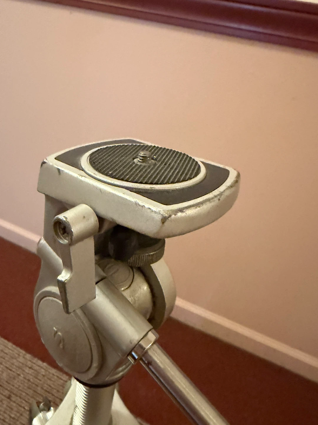 Slik Metal Video Tripod - photo 3