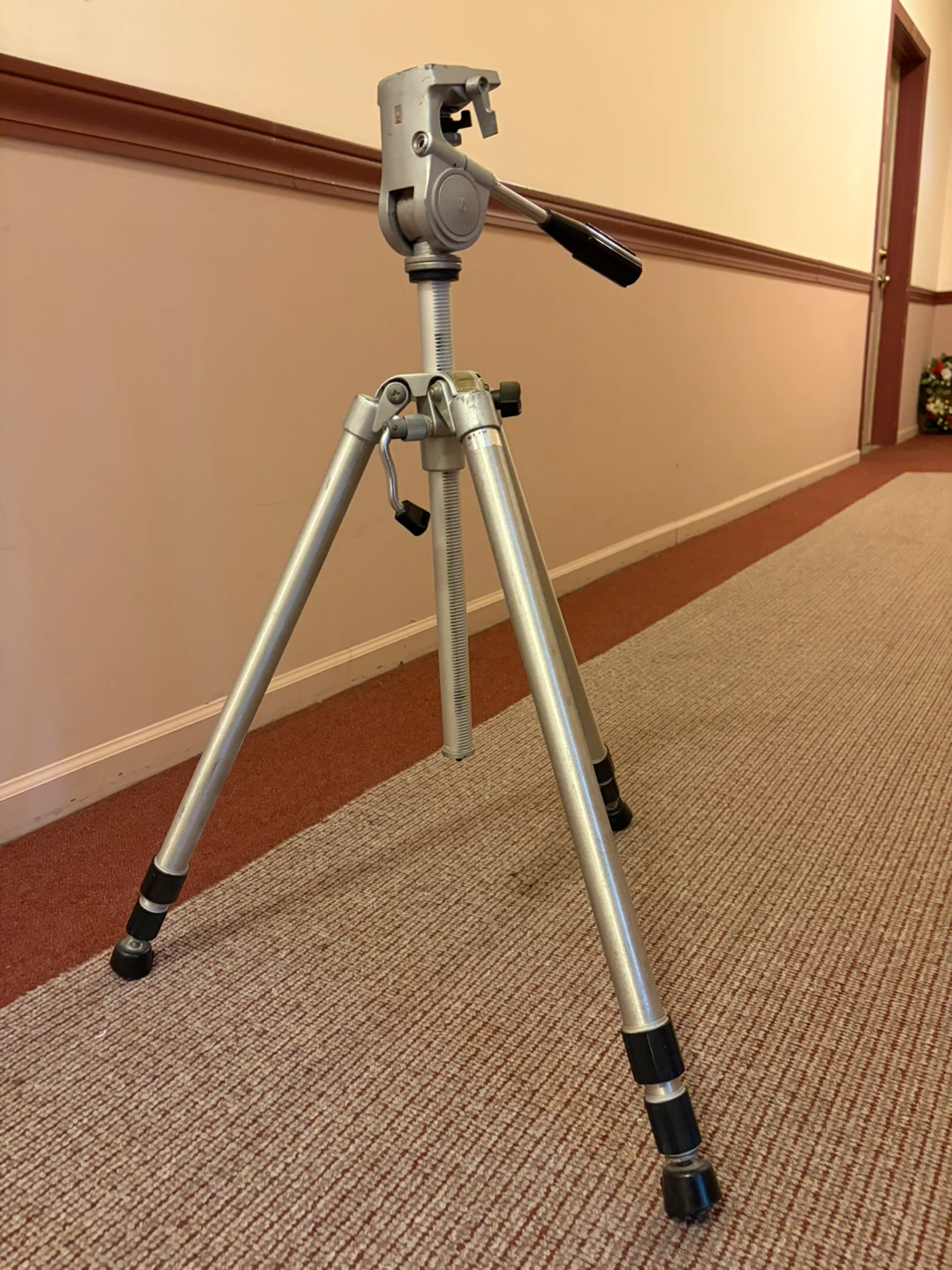 Slik Metal Video Tripod