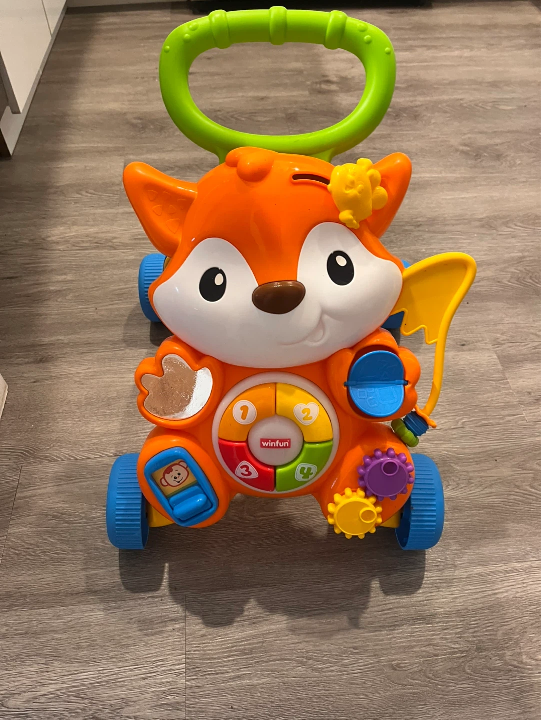 WinFun Fox Activity Walker