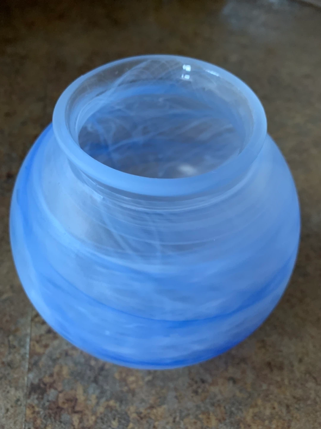 Swirl glass vase - photo 2