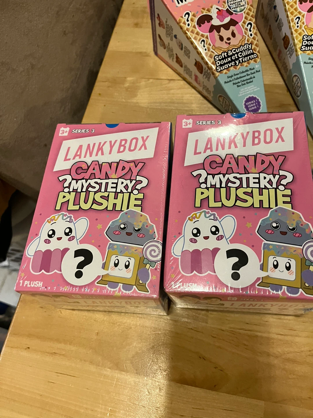 Disney Munchlings & Lankybox Mystery Plushies Lot - photo 3