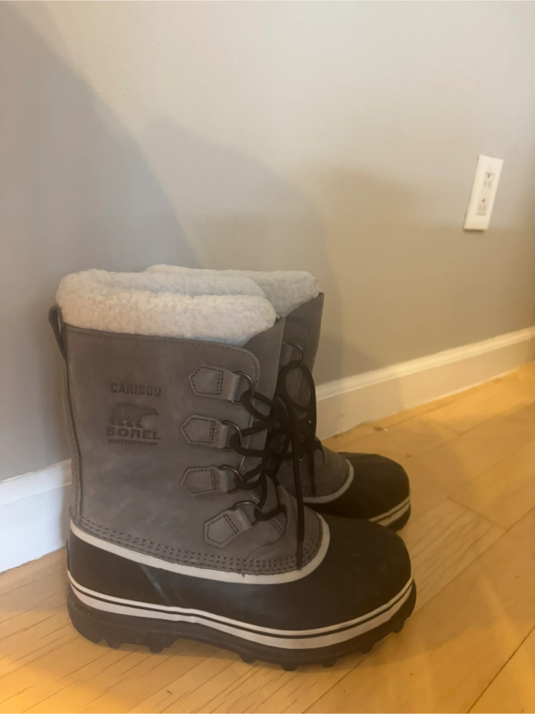Sorel Caribou Waterproof Winter Boots Size 8.5