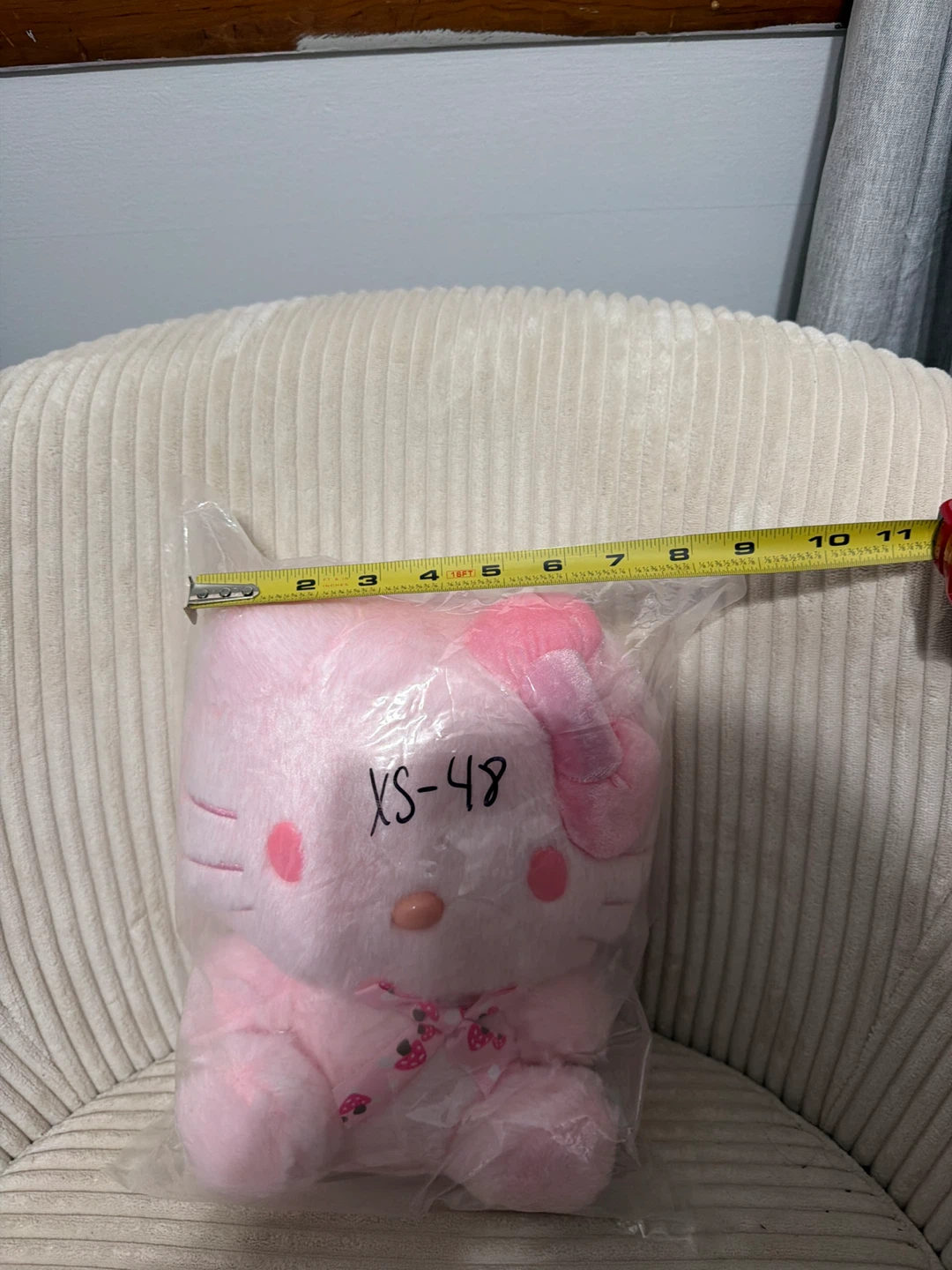 Pink Hello Kitty Plush Toy - photo 2