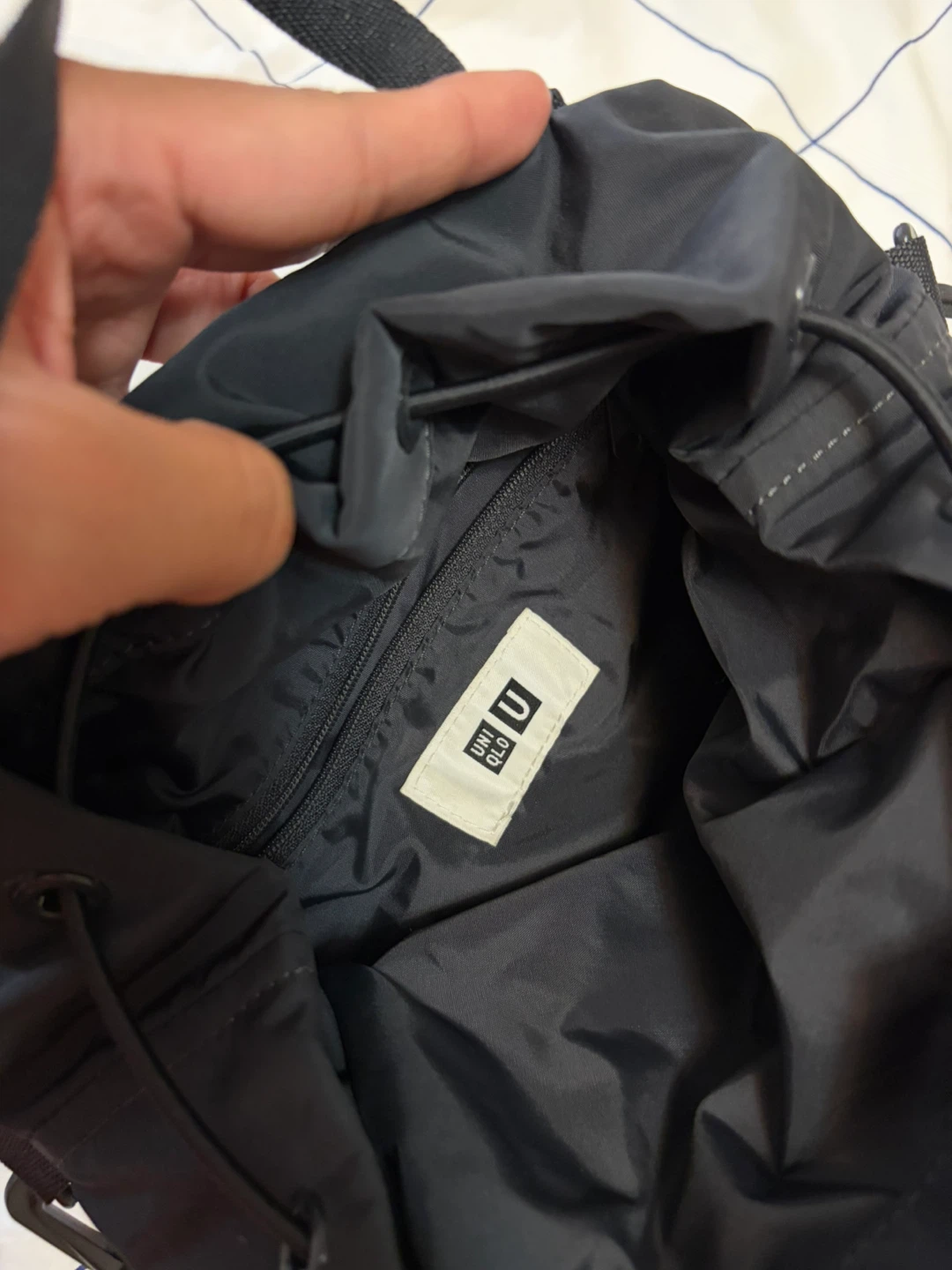 Uniqlo U Drawstring Bag - photo 3