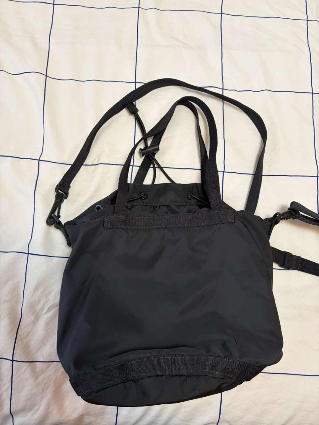 Uniqlo U Drawstring Bag - photo 2