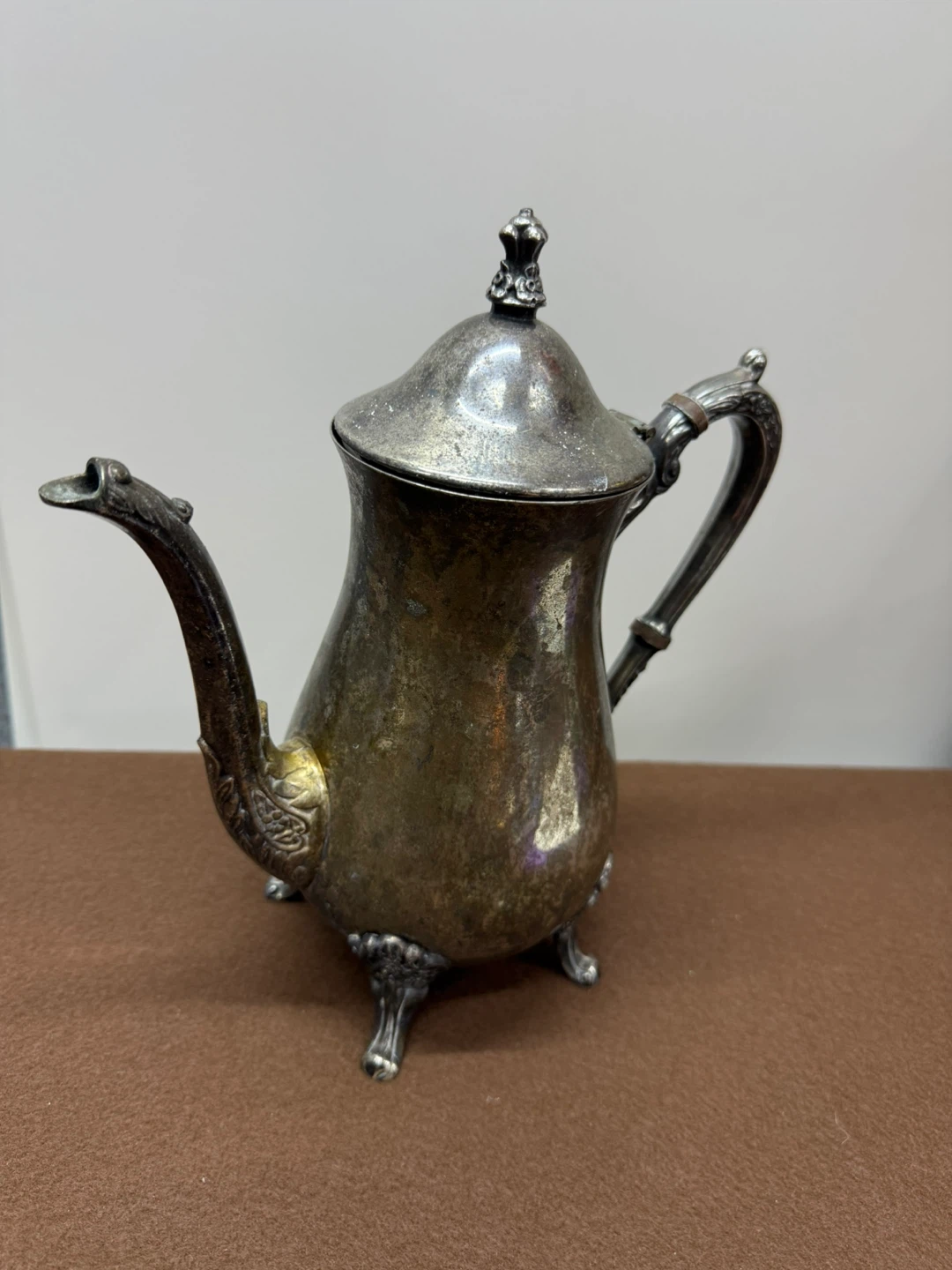 Vintage Leonard Silverplate Coffee Pot Teapot Ornate Footed - photo 2