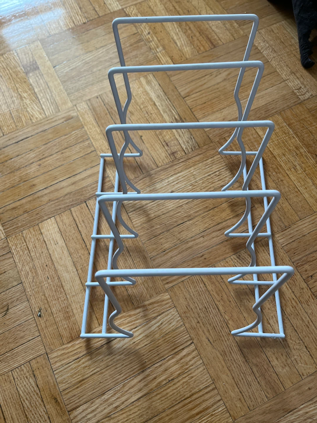 White Metal Pot Lid Organizer Rack