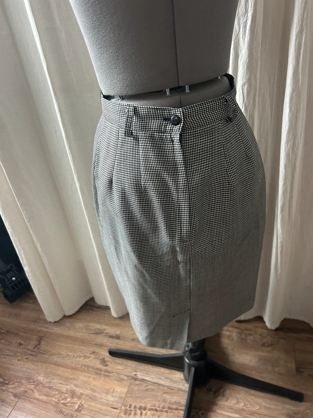 VINTAGE Houndstooth Pencil Skirt - photo 2