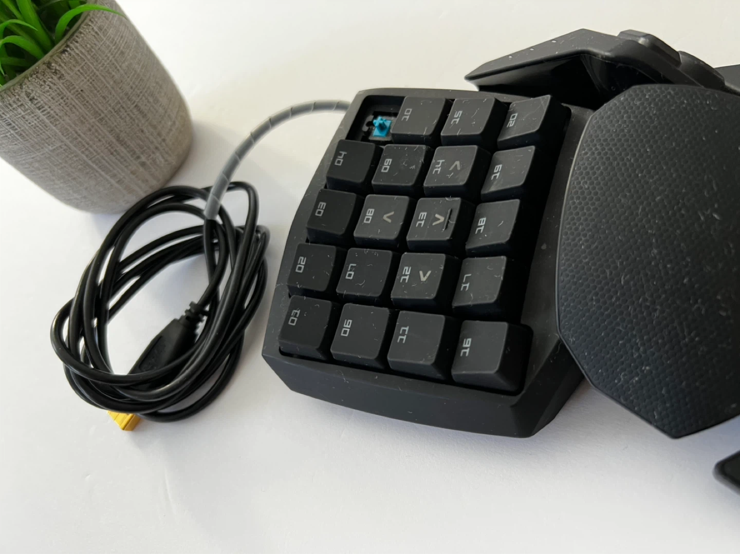 Razer Orbweaver Mechanical PC Gaming Keypad RZ07-00740100 - photo 3