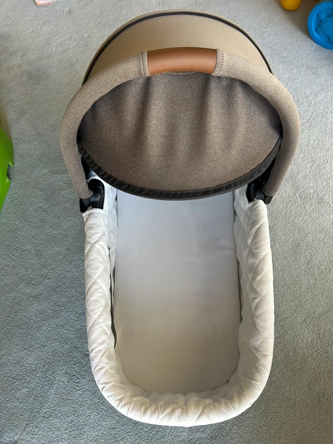 Baby jogger Deluxe Pram bassinet - photo 4