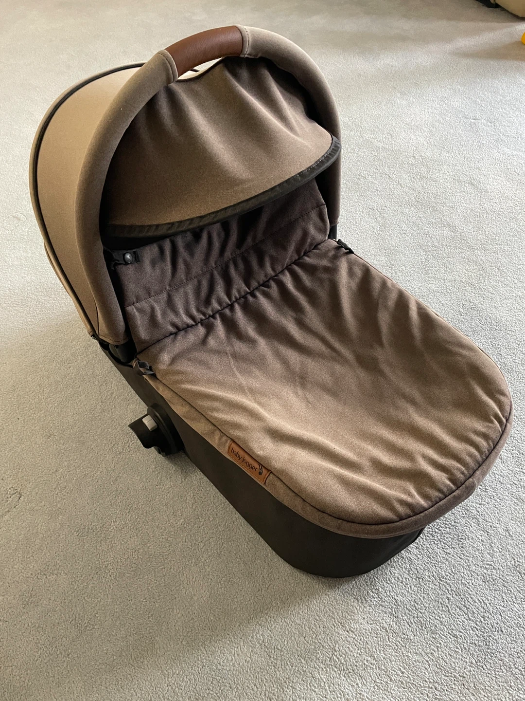 Baby jogger Deluxe Pram bassinet - photo 2
