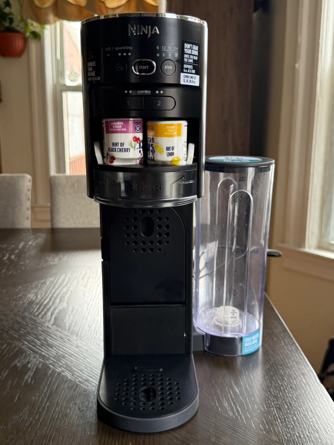 Ninja Thirsti Drink System – Soda & Flavored Water Maker