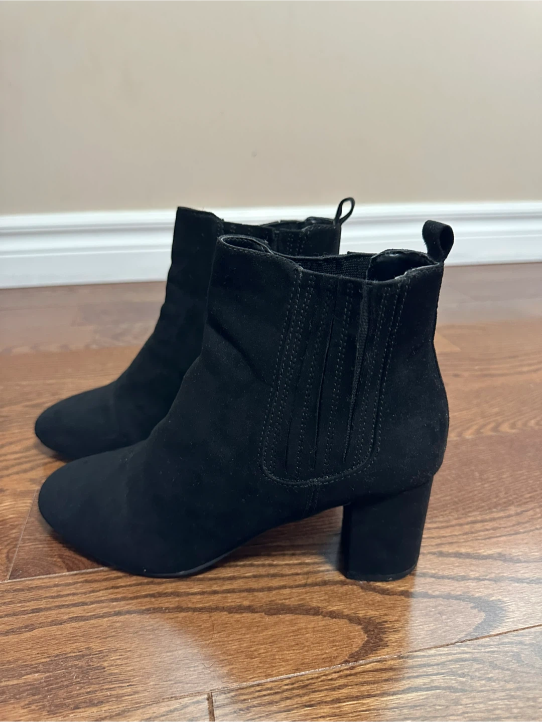 Black heels