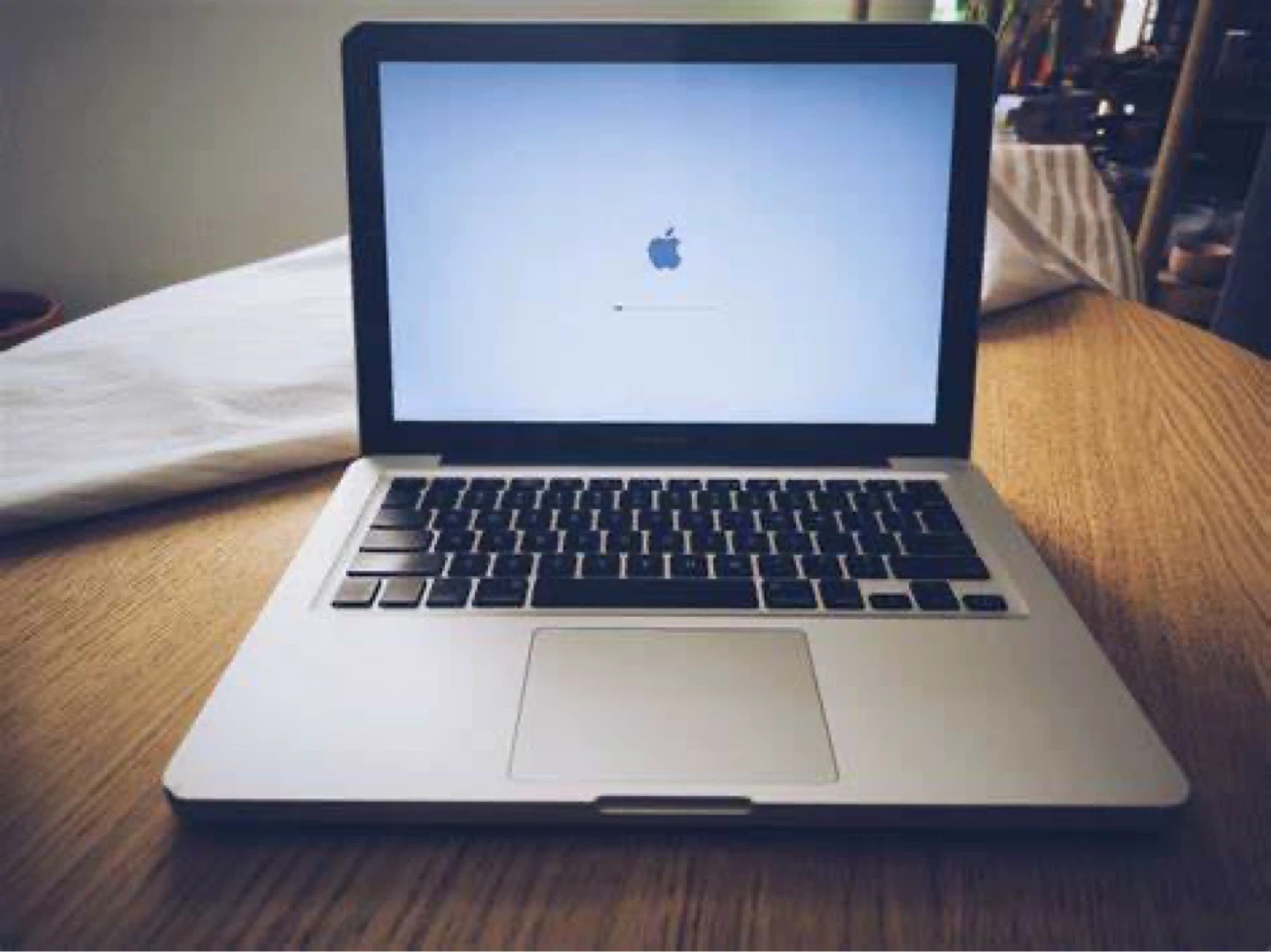 Apple MacBook Pro Laptop