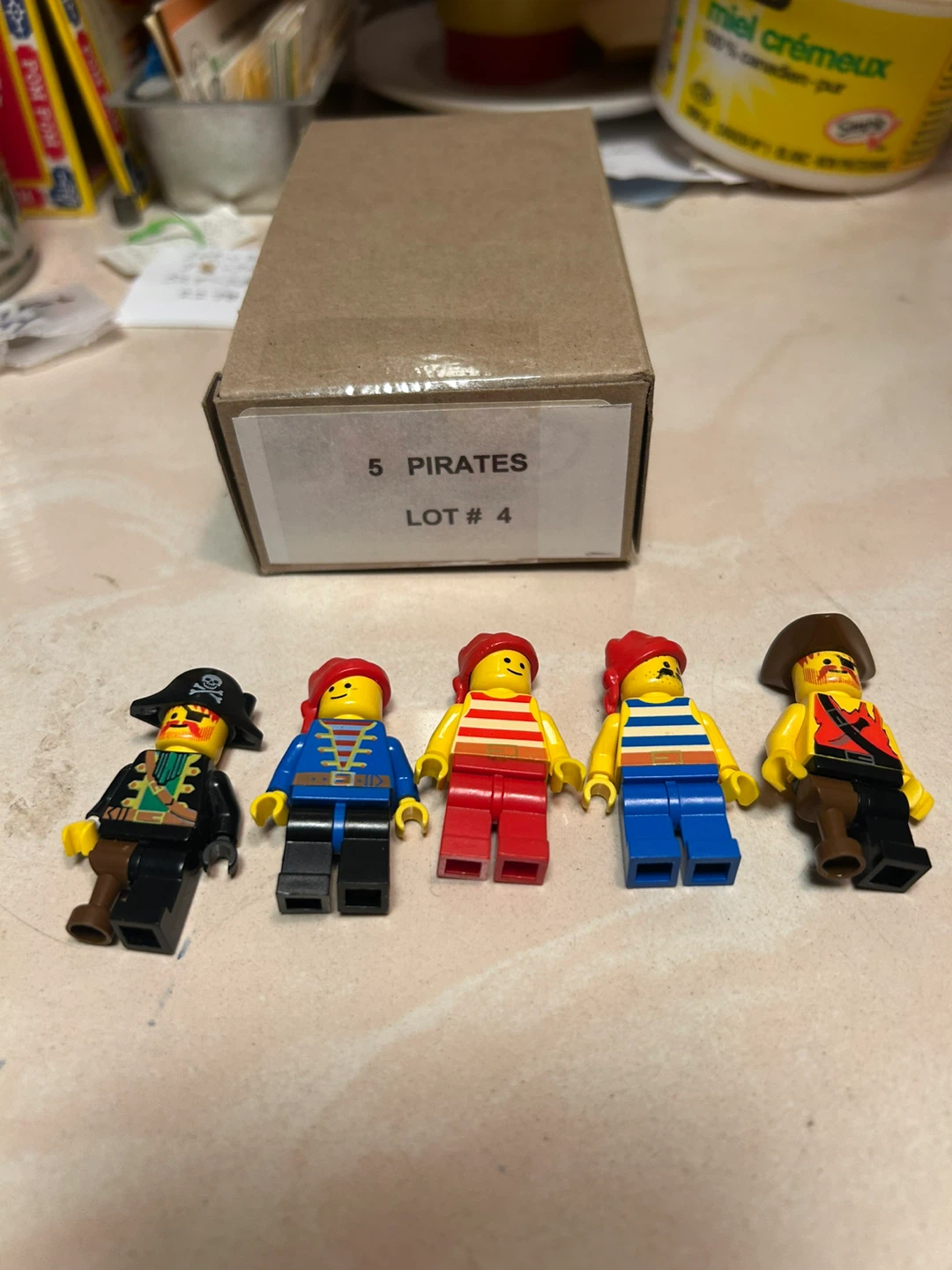LEGO Pirates Minifigures - photo 4