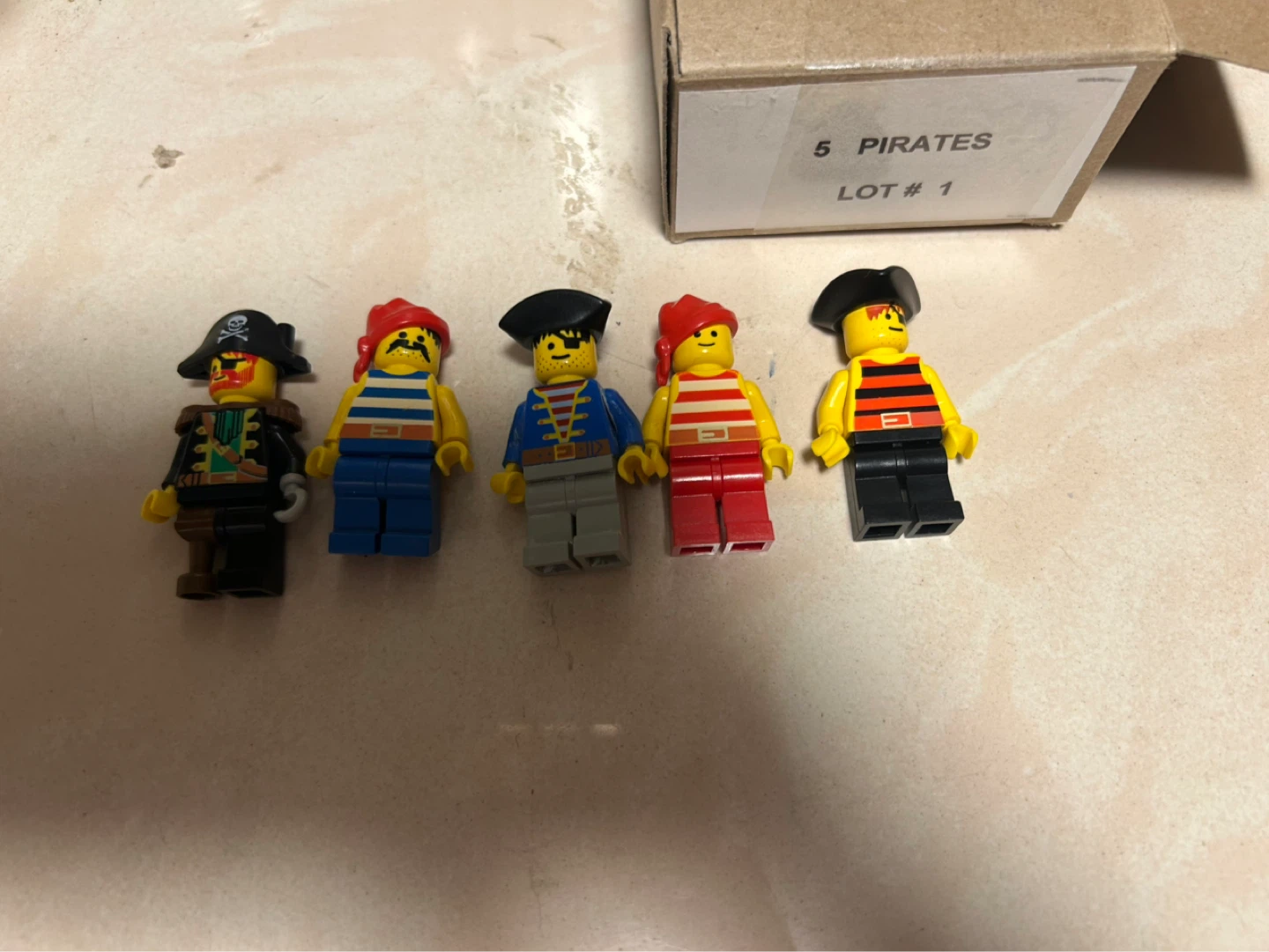 LEGO Pirates Minifigures