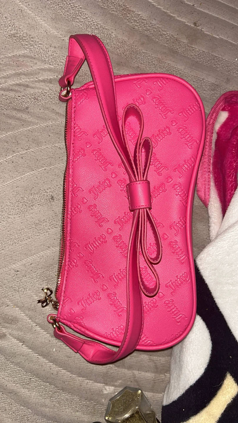 Juicy Couture Pink Shoulder Bag - photo 4