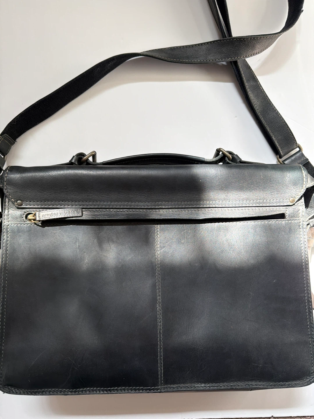Bellino Black Leather Messenger Bag - photo 2