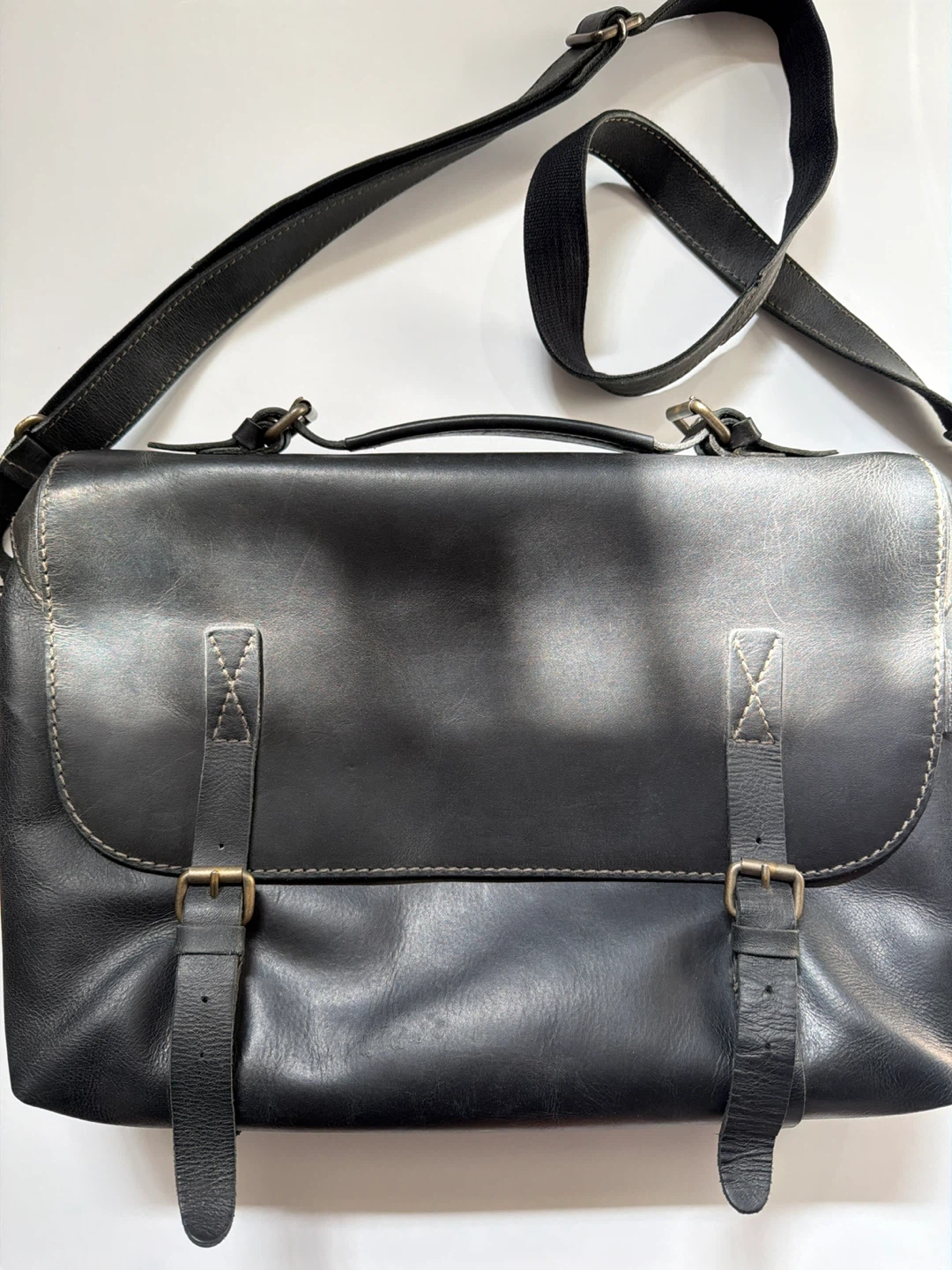Bellino Black Leather Messenger Bag