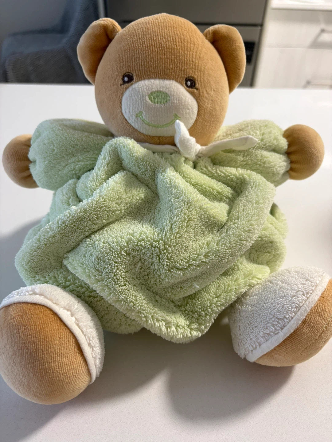 Doudou ours Kaloo vert