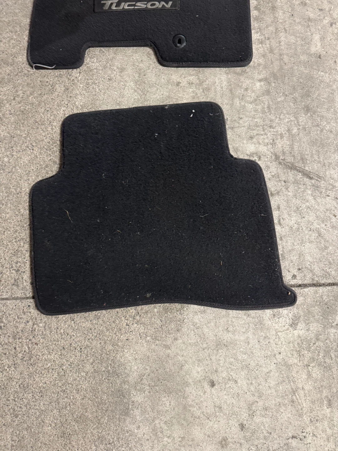 Hyundai Tucson All Weather Floor Mats Set - photo 2