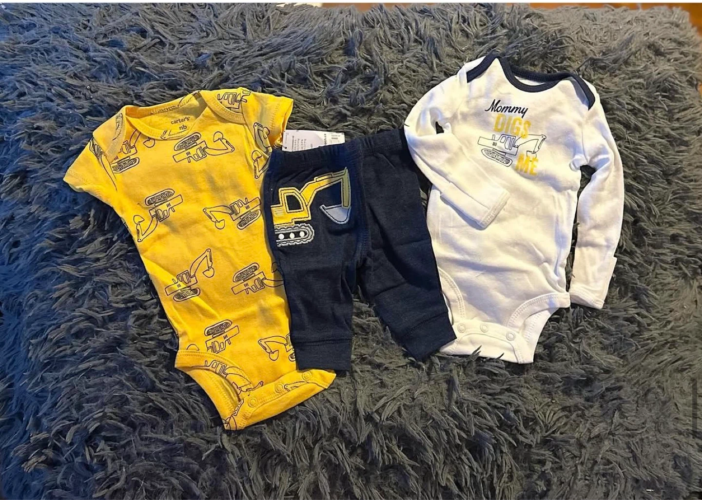 BOYS 3PC SUITE (SIZE: NB)