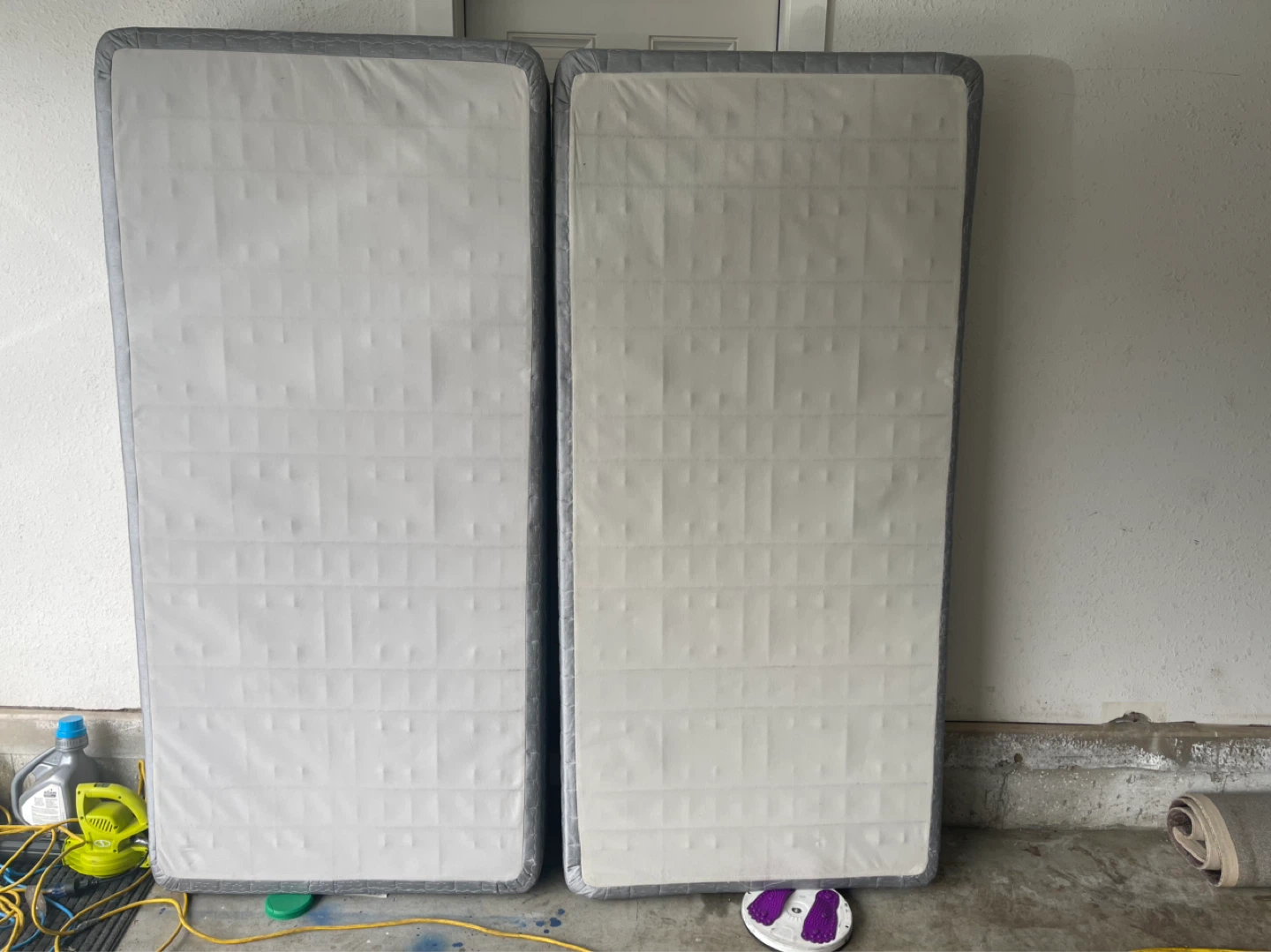 Base of king size mattress - photo 2
