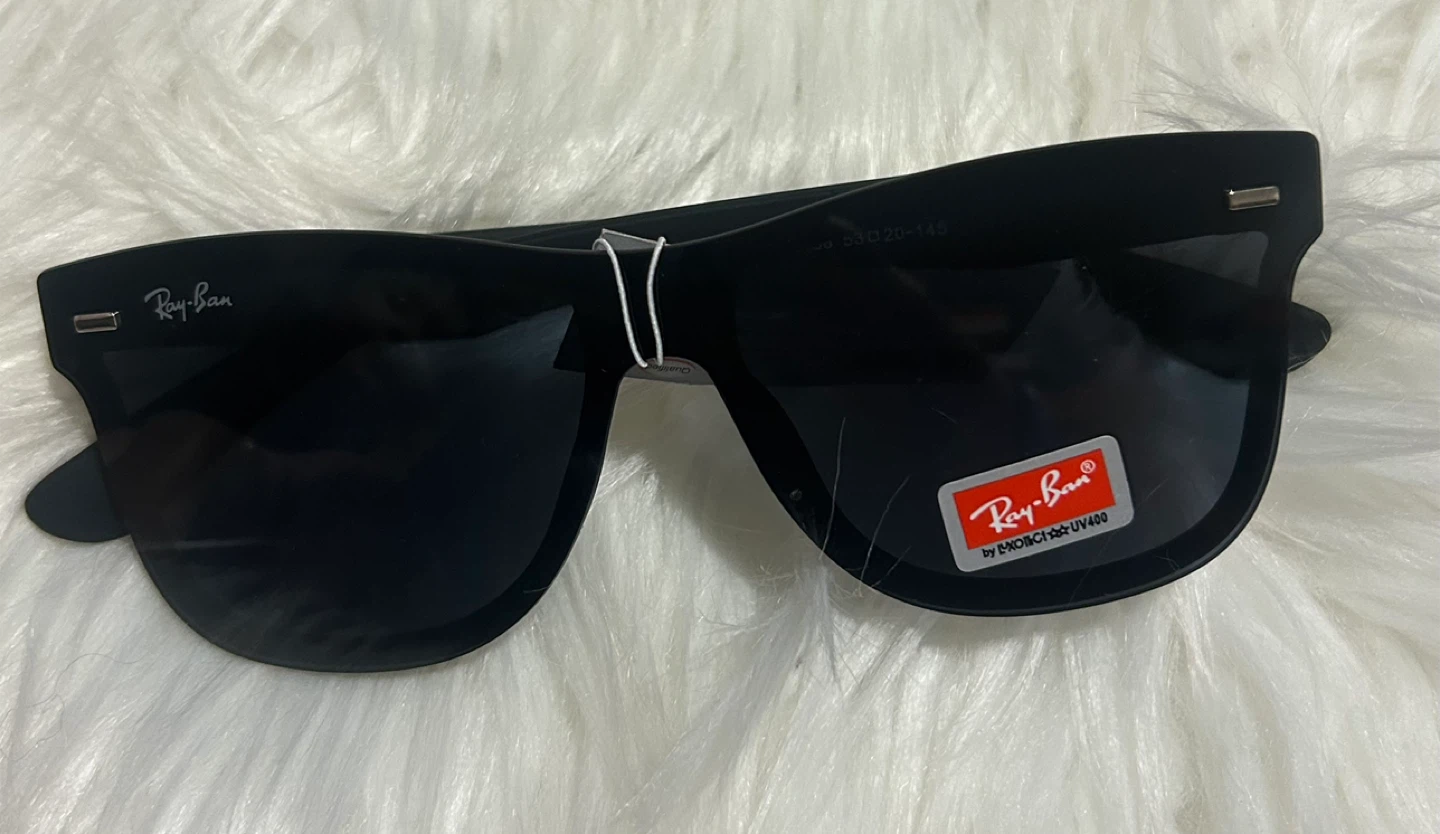 Ray-Ban Wayfarer Sunglasses