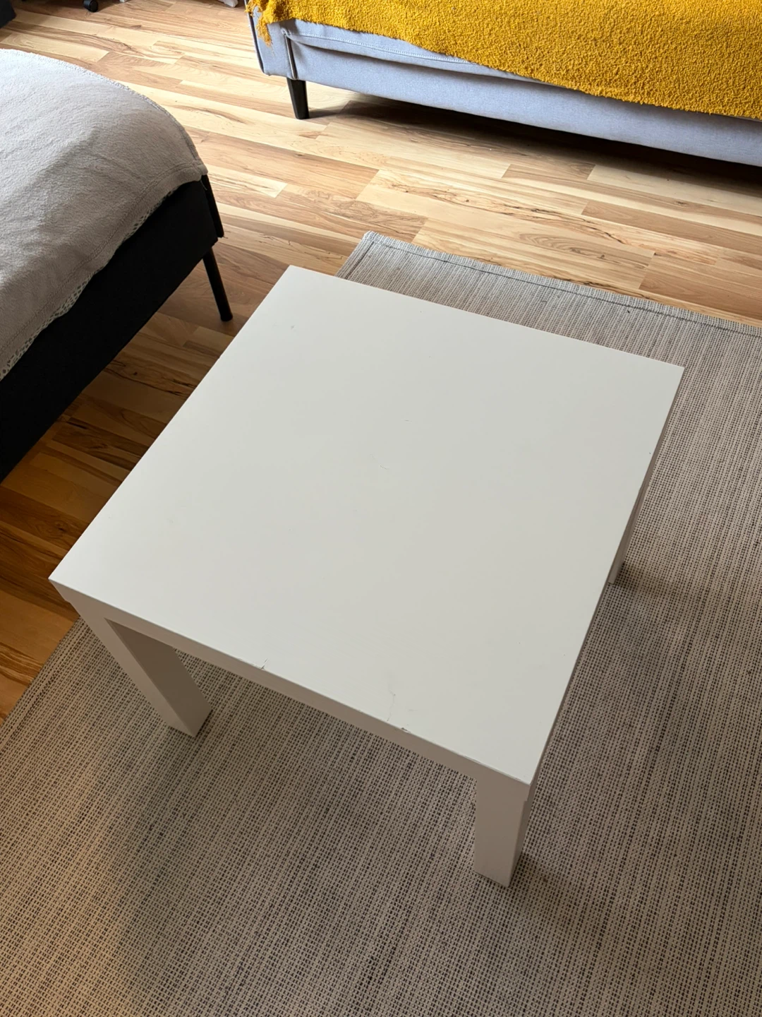 IKEA - White Square Coffee Table - photo 2
