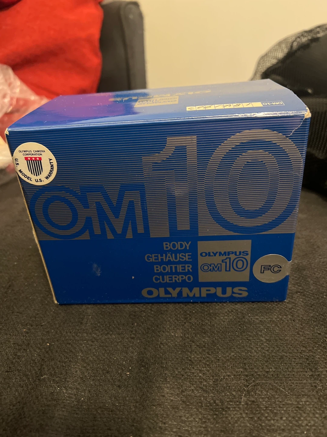 Olympus OM-10 film camera body - photo 2