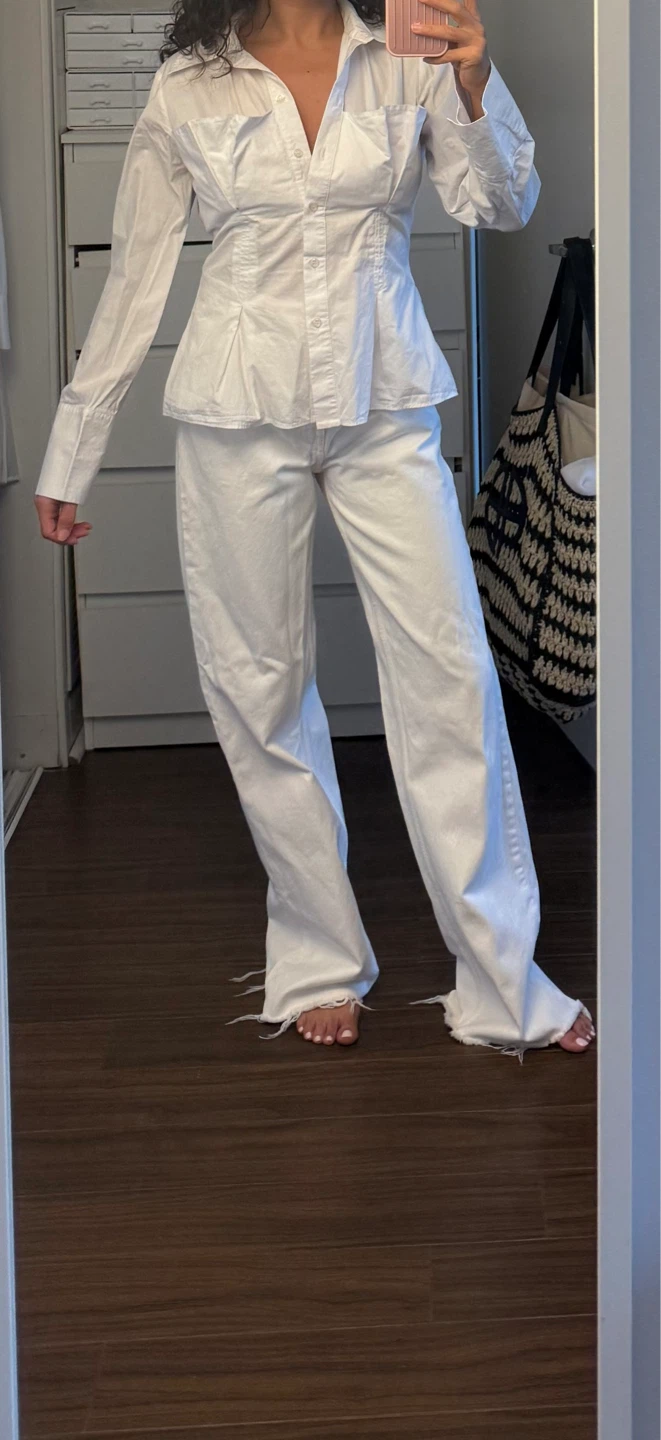 White Denim Jeans - Size 4 (US)
